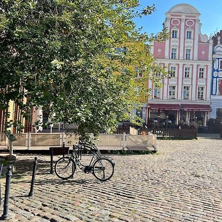Апартаменты Old Town Square, Perfect Location And View . Щецин Экстерьер фото